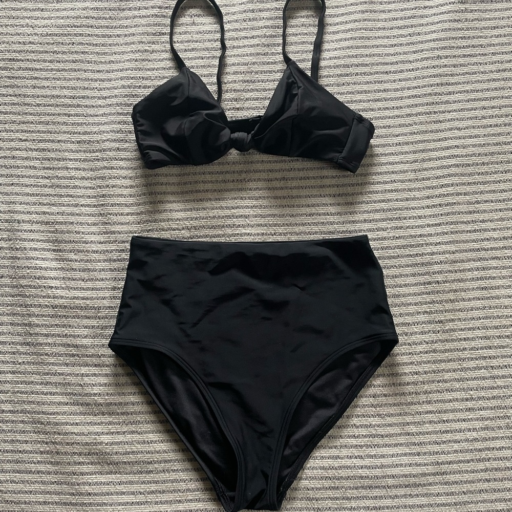 ladies swimsuit 2-piece black